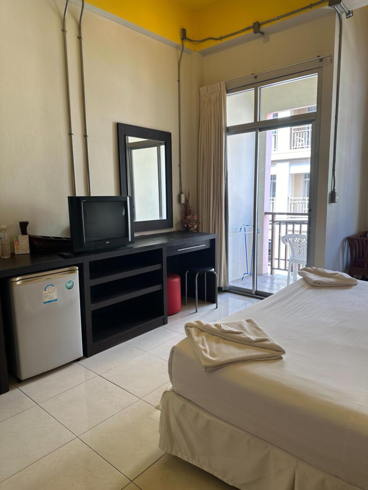Cozy Place Patong 외부 사진
