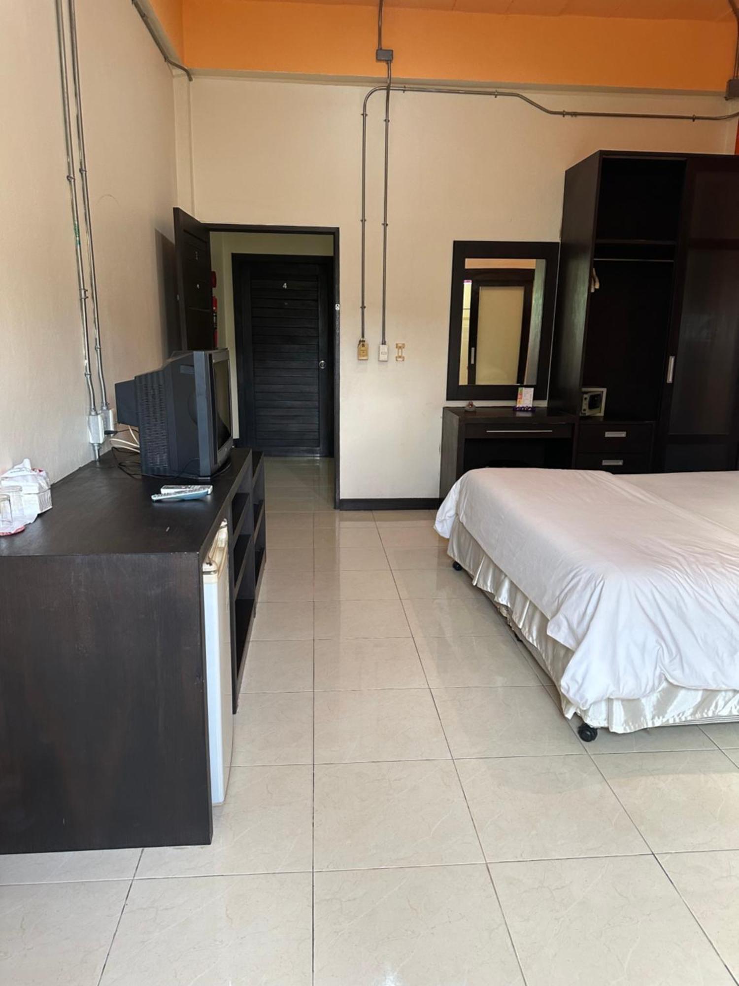 Cozy Place Patong 외부 사진